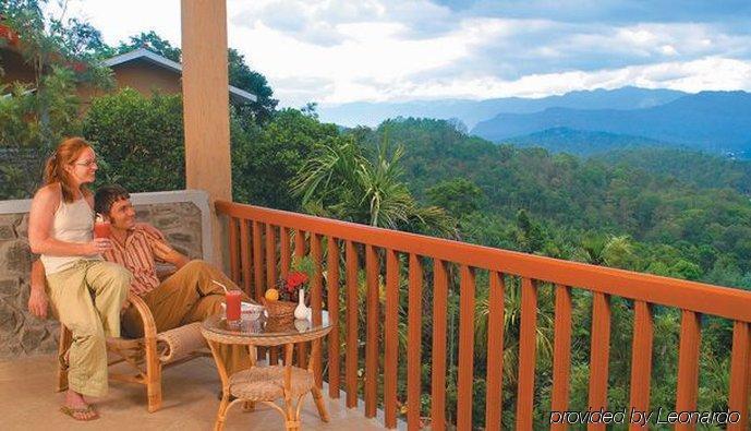Oxygen Resorts Thekkady Szoba fotó